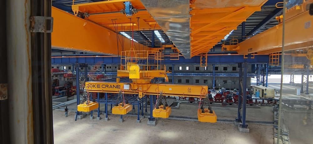 92Electromagnetic Overhead Crane Used For Steel Industry watermarked