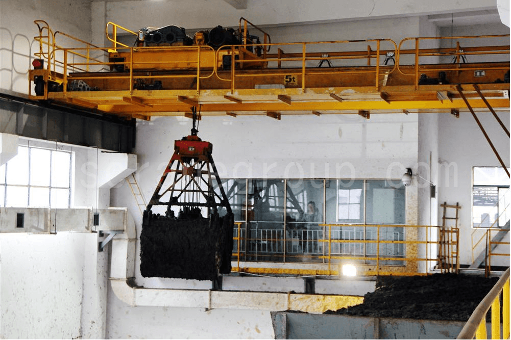 Sludge handling cranes application images1