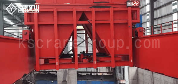 4Automatic Material Distribution Crane