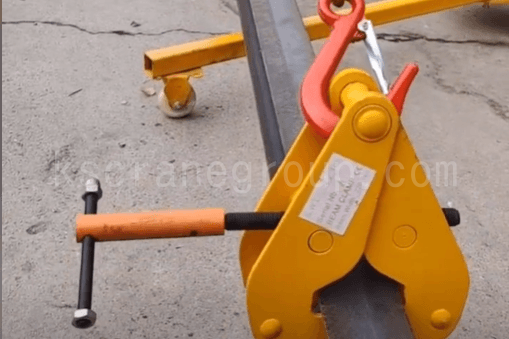 9Lifting clamps for steel beams