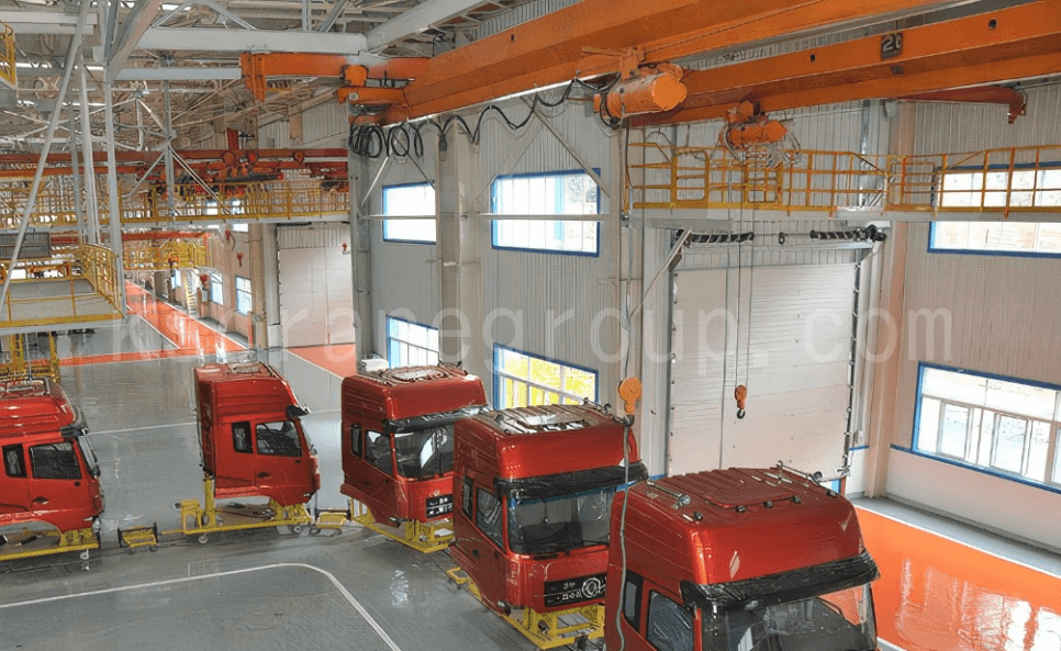 2 Ton Bridge Crane Core Application Scenario Display Automobile Manufacturing 