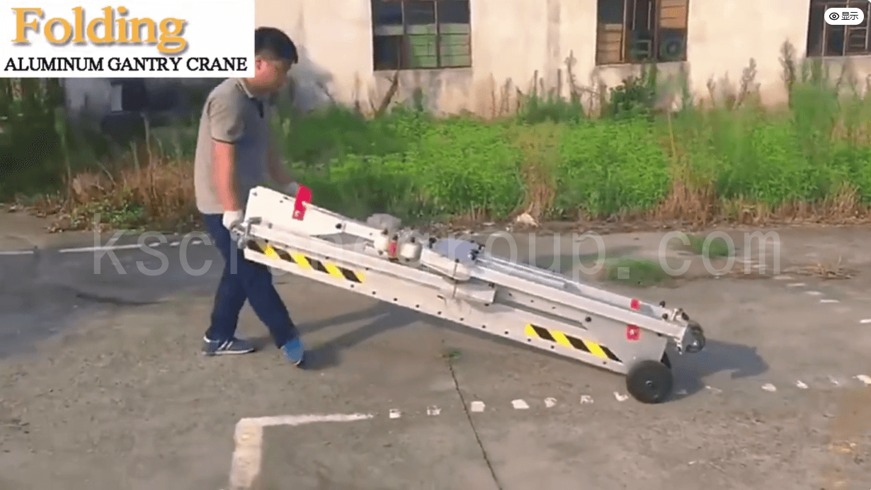 5.With Top Wheel Easy to Move