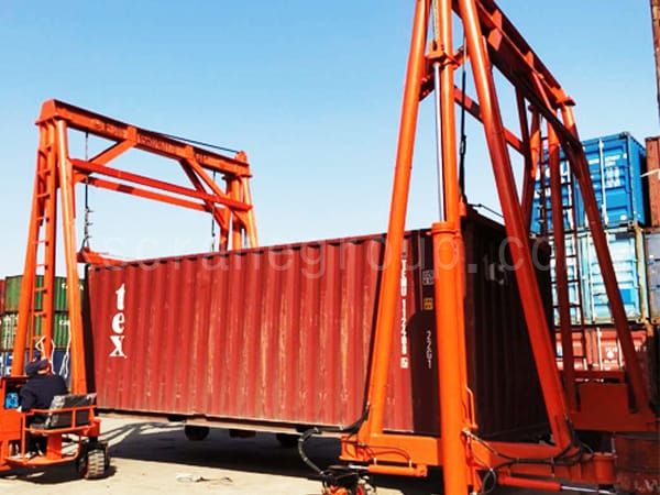 12 स्प्लिट प्रकार डीजल हाइड्रोलिक स्ट्रैडल कैरियर