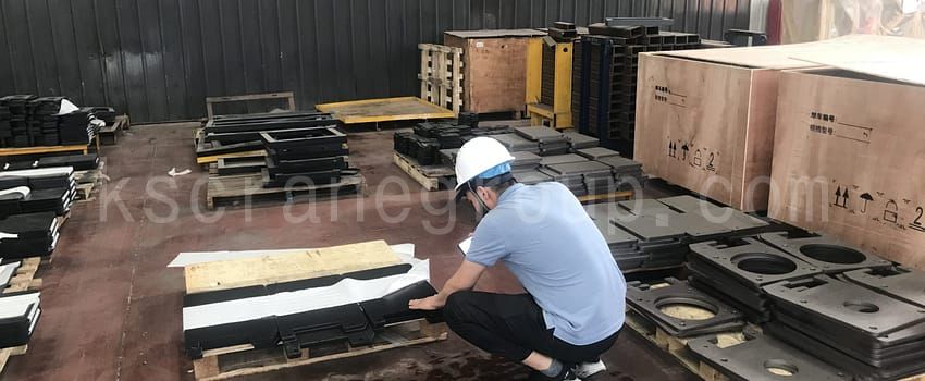 Πελάτες του Κιργιστάν μετά την Επίσκεψη Εργοστασίου στην Έκθεση της Καντόνας, κλιμακωτή 2