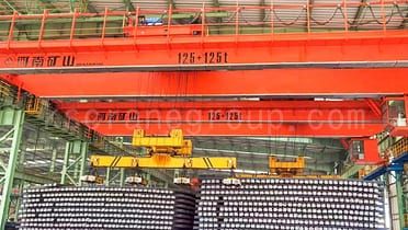 2 unidades de grúas inteligentes de 100 toneladas para un proyecto de 6 millones de toneladas KUANGSHAN CRANE La actualización inteligente potencia las líneas de producción 2 1