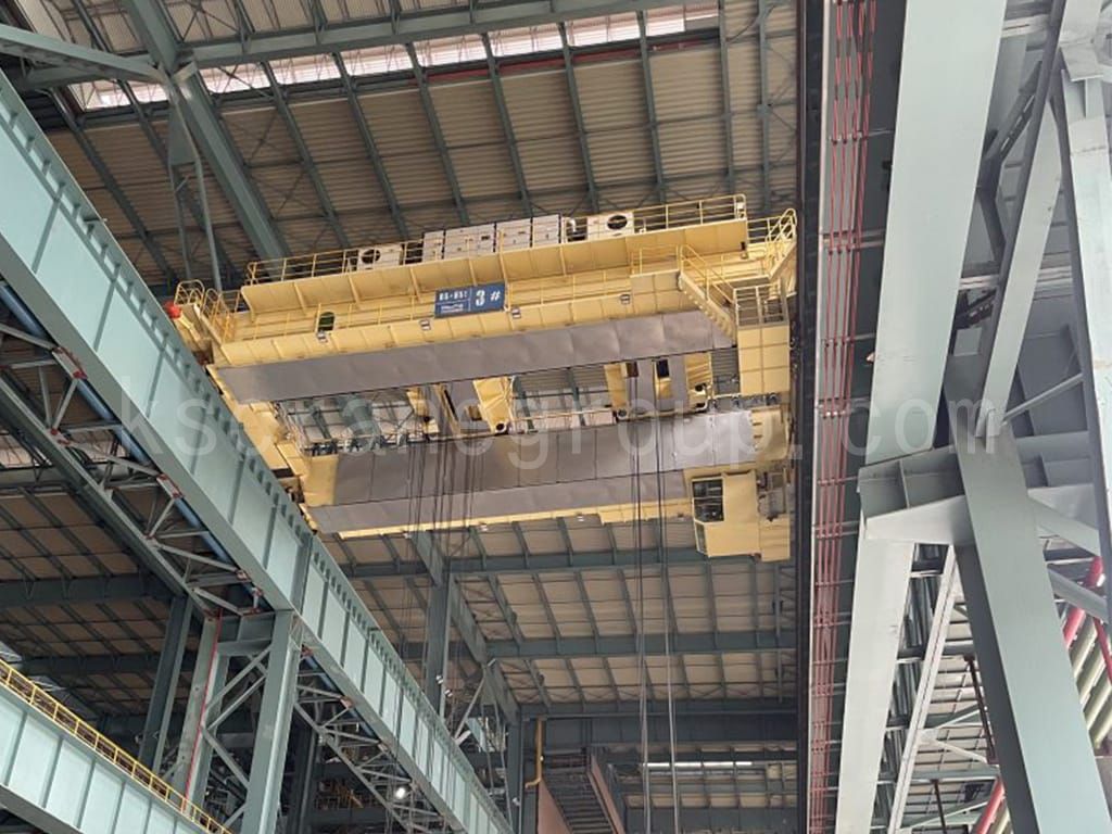 Derek Atas Desain Troli Ganda Balok Ganda untuk Pengisian Besi Tua