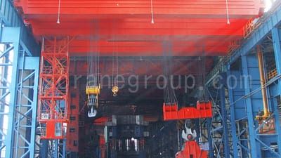 Kovací mostový jeřáb1