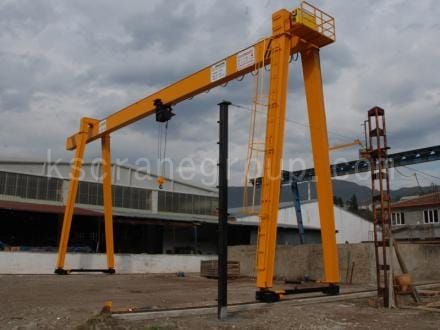 Single Girder Gantry Crane.jpeg