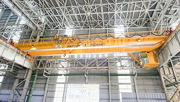 Bridge cranes used in steel plants 3 watermarked 2