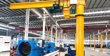 Fritstående svingkran 1